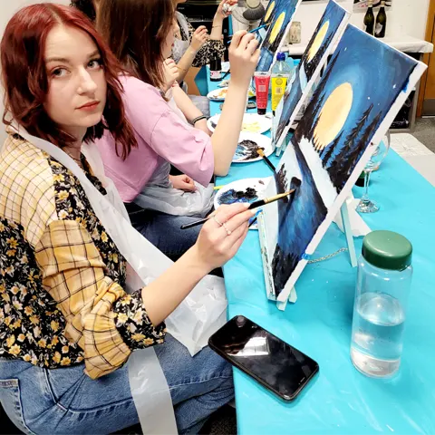 sip N paint manchester